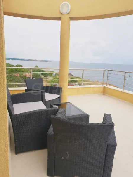 Stunning First-Line Sea Apartment in Ahtopol, Bulgaria. - Image 1