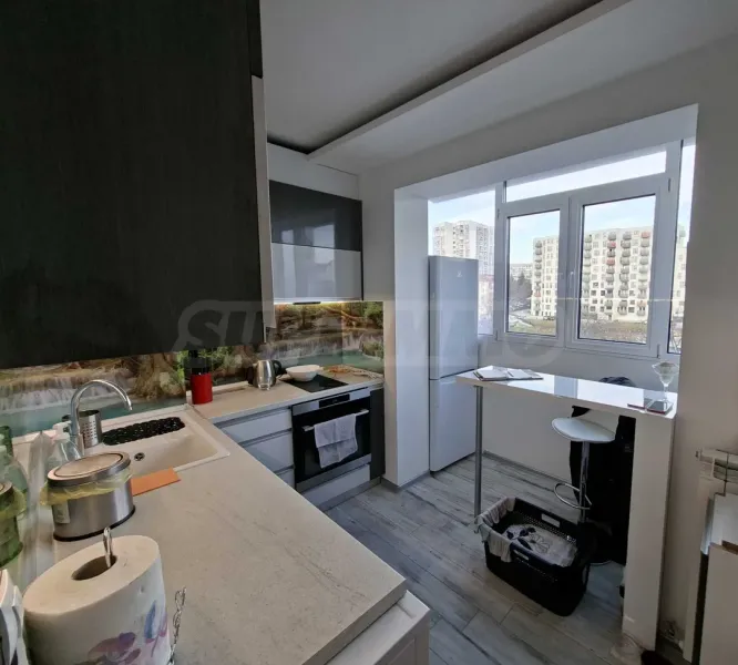 Fully Furnished 2-Bedroom Apartment in Varna - Image 1