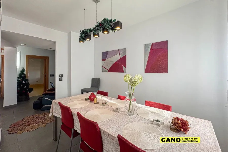 Spacious Chalet with Pool & Solar Panels in El Ejido, Spain - Image 5