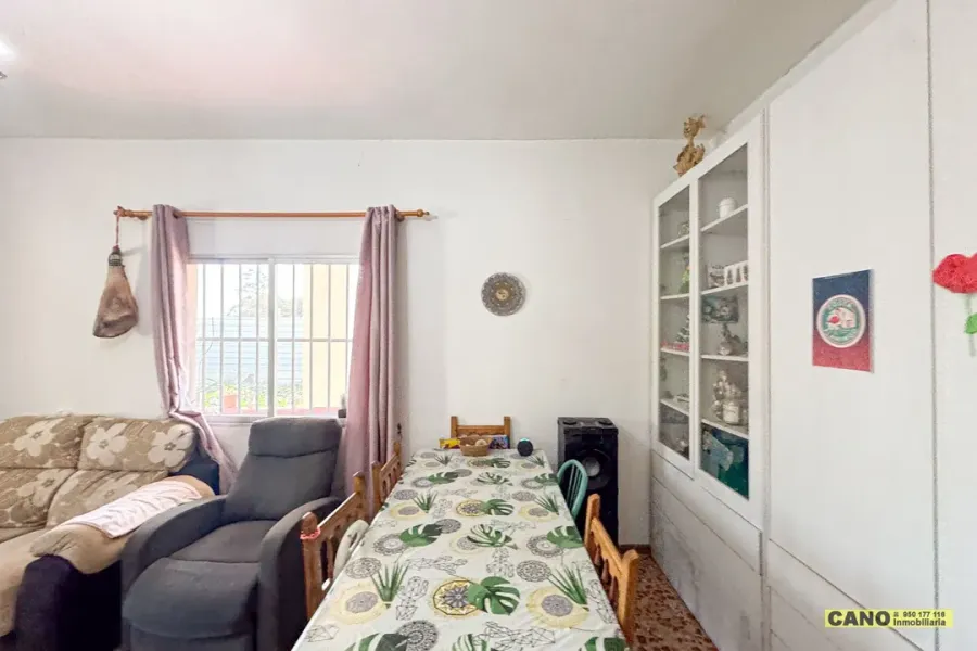 Spacious Cortijo with Pool & Garage in Níjar, Spain - Image 2