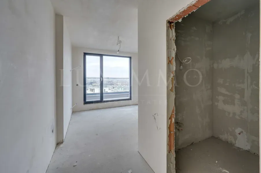 Panoramic Terrace Apartment with Mountain Views in Sofia - Image 5