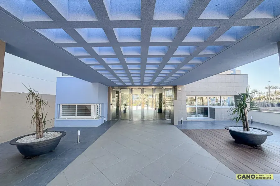 Spacious 2-Bedroom Apartment with Sea Views in Marina Serena Golf - Image 5