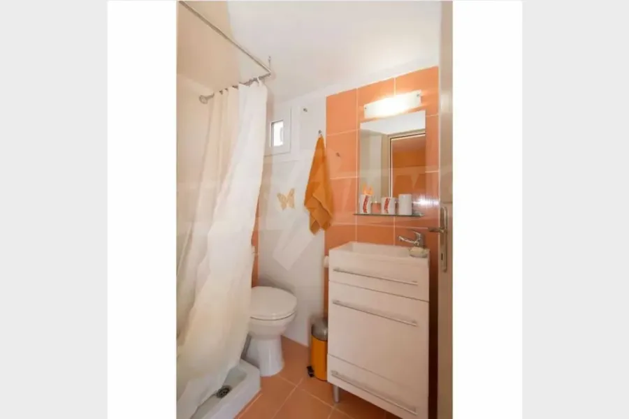 Spacious House in Kallithea with Stunning Sea Views & Amenities - Image 2