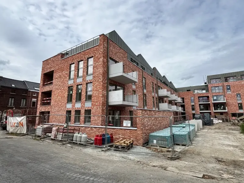 Spacious 3-Bedroom Apartment with Terrace in Mons – 7000 - Image 3