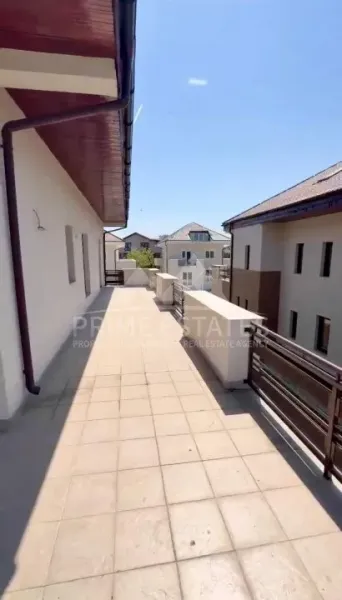 Spacious 4-Bedroom Villa with Land in Austrian Village, Crevedia - Image 3