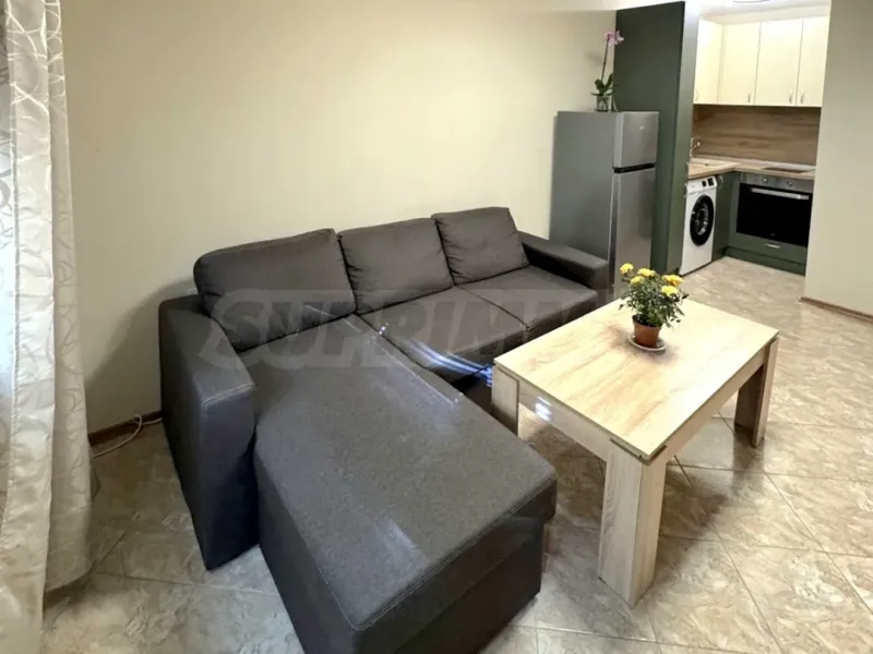 Spacious, Fully Furnished Apartment in Heart of Varna - Image 5