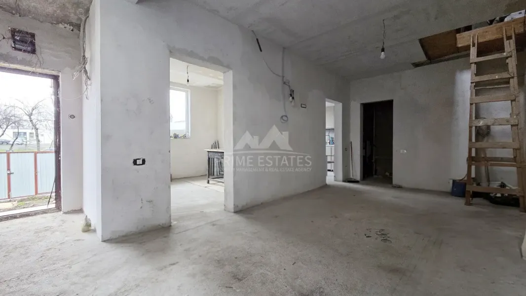 Spacious 2-Bedroom House Near Colentina Train Station, Bucharest, Romania - Image 1