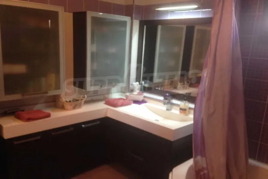 Charming House in Kallithea, Halkidiki with Stunning Views - Image 2