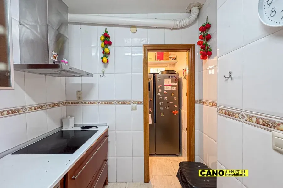 Spacious 3-Bedroom Apartment with Terrace in Aguadulce Norte - Image 3