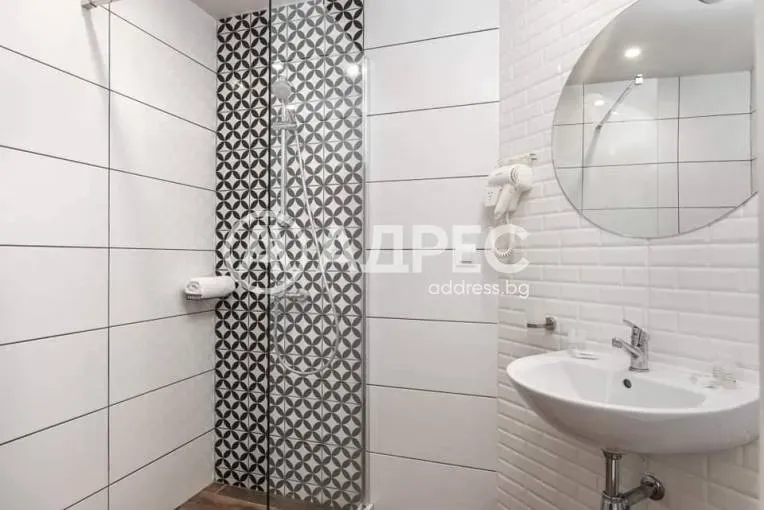 Stunning Seafront Apartment, Ahtopol - Fully Furnished, 36m2 - Image 3