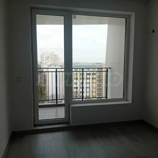 Spacious 2-Bedroom Apartment in Burgas, Bulgaria - Image 1