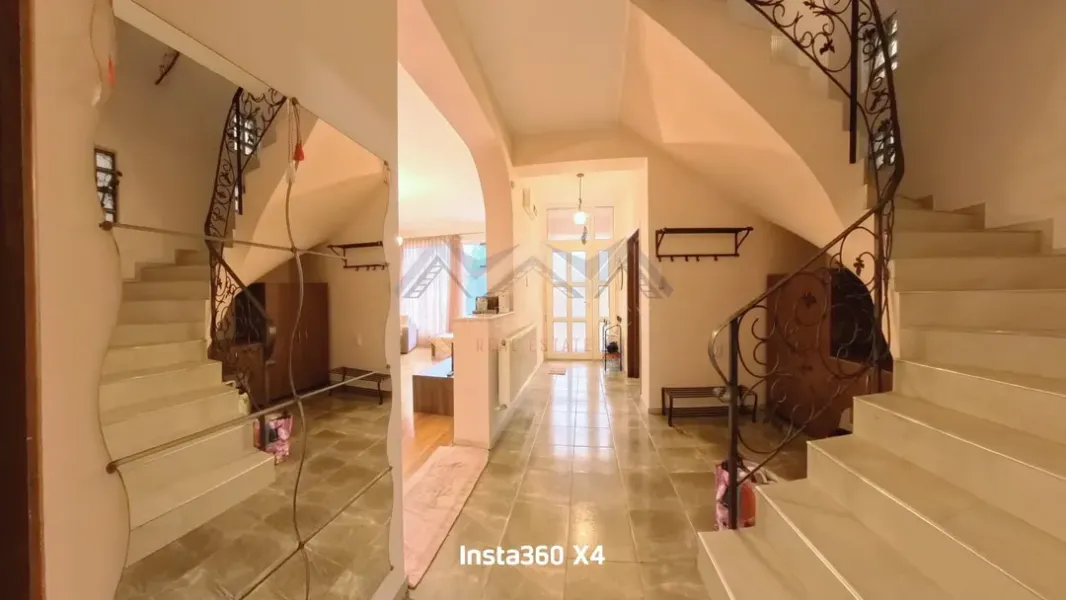 Spacious, Fully Furnished House Near Bazilescu Park, Bucharest - Image 3