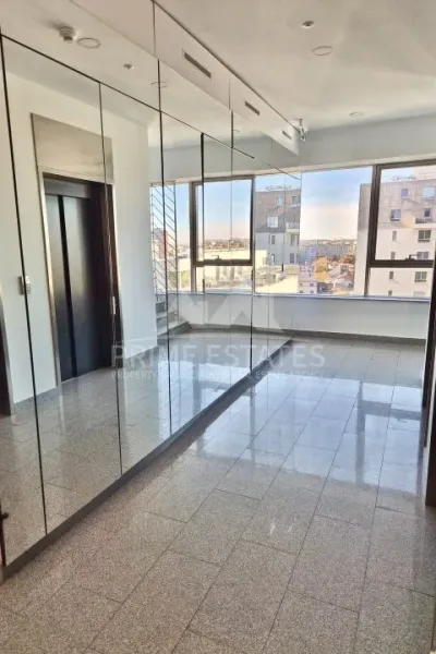 Spacious 2-Bedroom Apartment with Parking in Luxuria Residence, Bucharest - Image 2