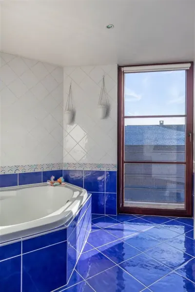 Spacious Villa with Unique Design in Sought-After Beersel Residential Area - Image 5