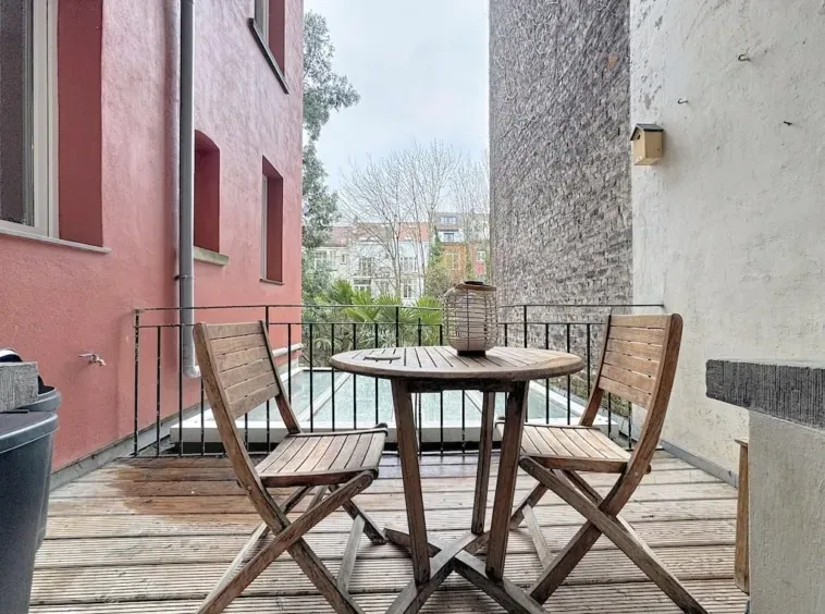 Stylish 2-Bedroom Apartment with Terrace in Brussels' Place Brugmann - Image 3