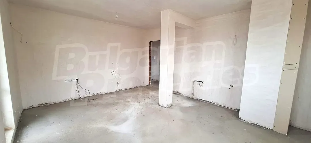 Spacious Plovdiv Apartment: Rhodope Mountain & Terrace Views - Image 1