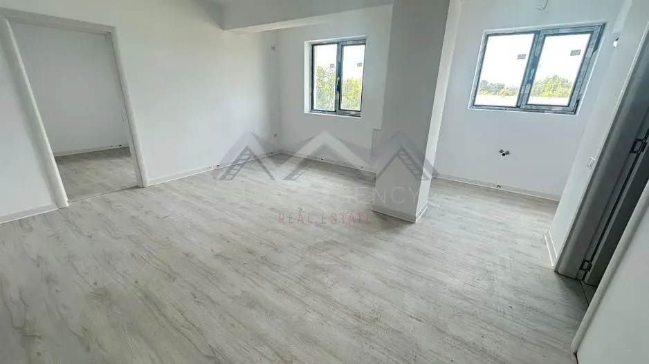 Stylish 2-Bedroom Apartment in Central Otopeni - New Construction - Image 5