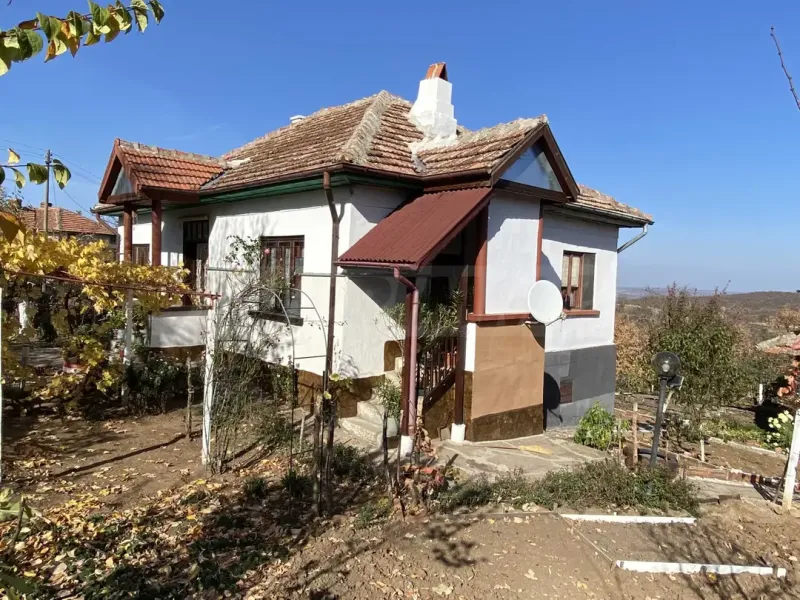 Charming Mountain House with Panoramic Views – Granitovo, Bulgaria - Image 2