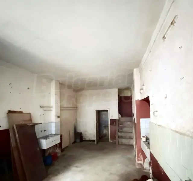 Charming Two-Story House in Plovdiv's Vibrant Kapana District – For Sale - Image 1