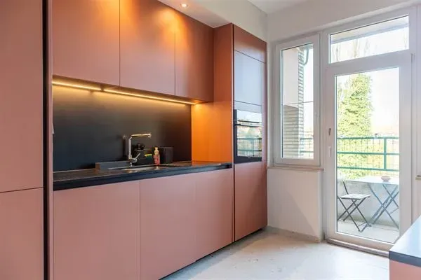 Spacious 3-Bedroom Apartment in Ukkel – Low Charges, Bright & Ready! - Image 4