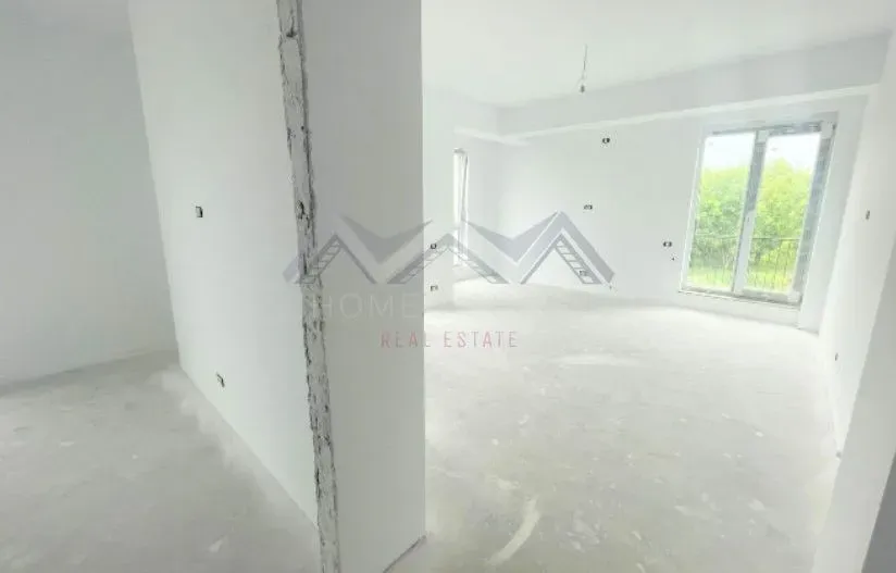 Spacious 2-Bedroom Apartment in Central Otopeni, New! - Image 4