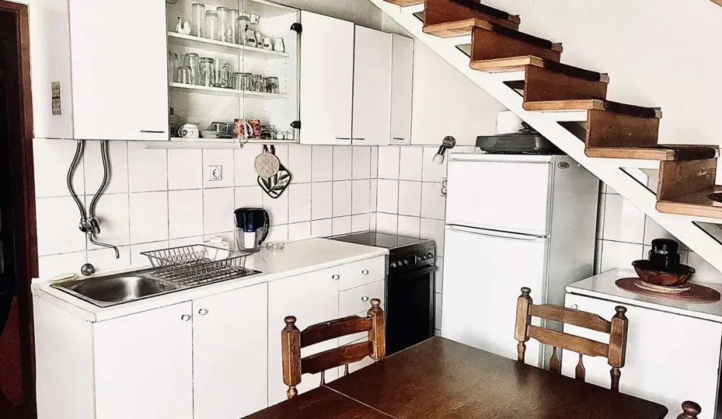 Spacious 3-Bedroom Apartment in Belgrade, Fully Furnished for Rent - Image 3