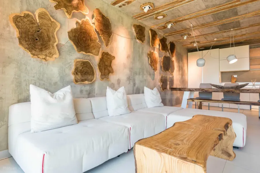 Luxury 2-Bedroom Apartment in Varna - Smart Building - Image 2