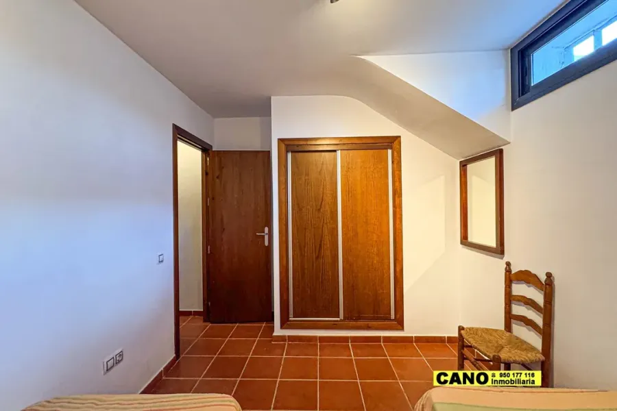 Spacious Triplex in Rodalquilar with Beach Access & Private Garage - Image 1