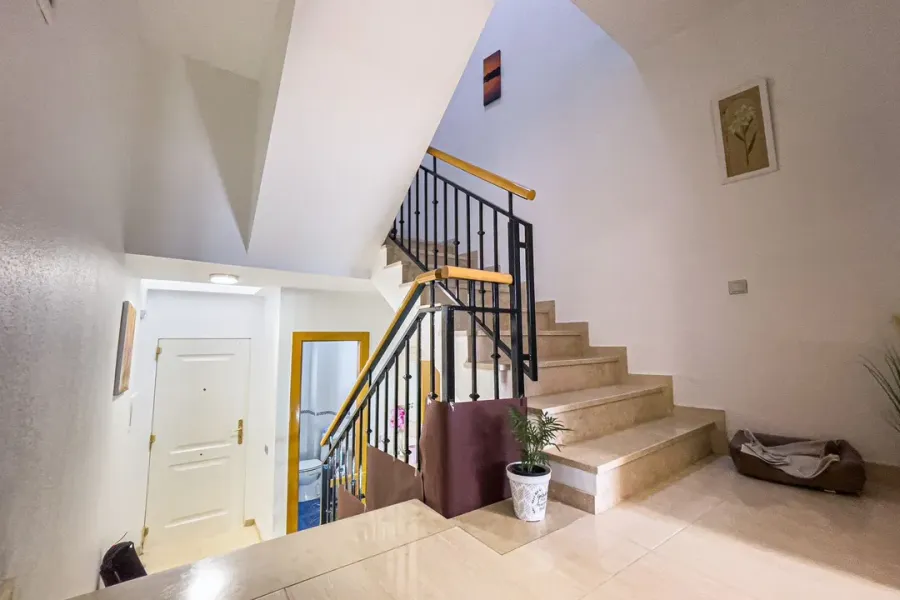 Spacious Triplex Apartment with Pool Potential in Huércal de Almería - Image 5