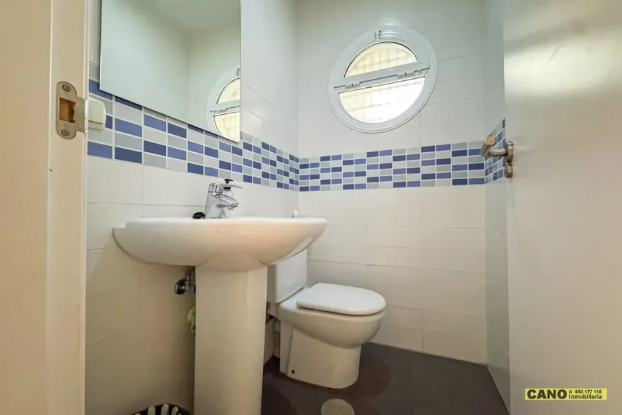 Spacious 5-Bedroom Triplex with Pool in Cabo de Gata, Almería - Image 5