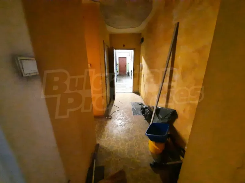 Spacious 2-Bedroom Apartment in Burgas - Izgrev, Renovate to Your Taste - Image 3