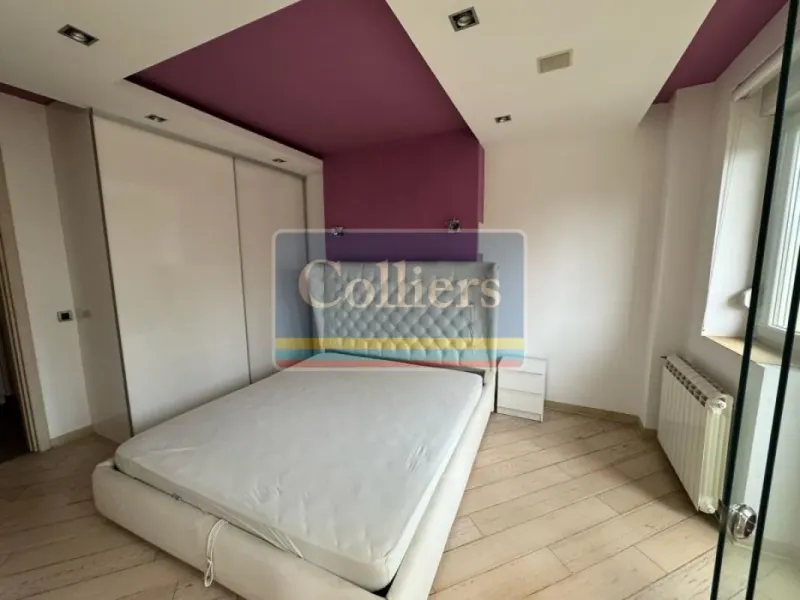 Spacious Apartment with Stunning Views Near Church in Vracar - Image 2