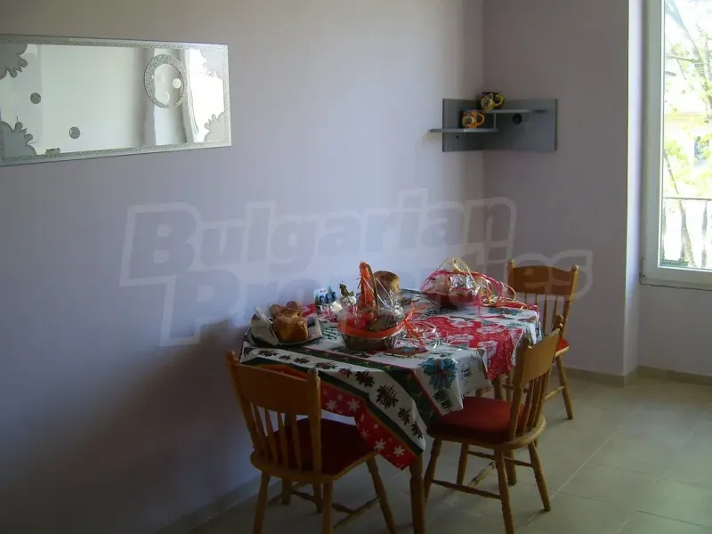 Spacious Fully Furnished Apartment Near Chataldzha Market, Varna - Image 5
