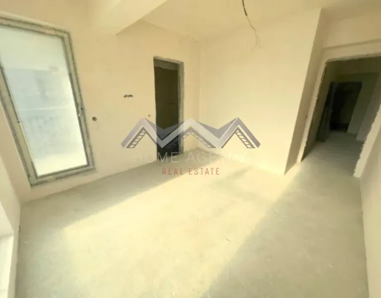 Spacious 3-Bedroom Apartment in Central Otopeni, Romania - Image 5