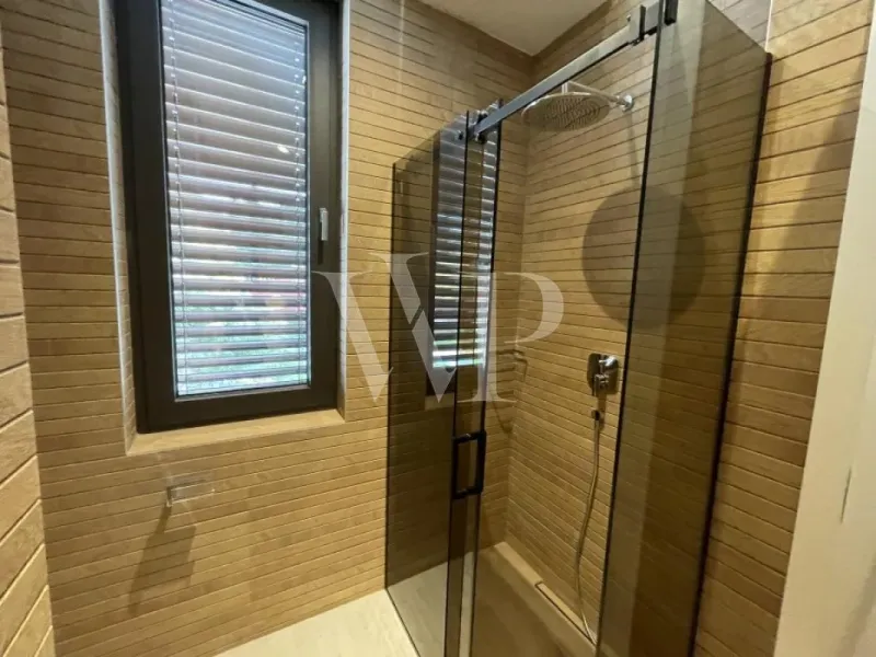 Spacious 5-Bedroom House with Amenities in Belgrade's Best Location - Image 2