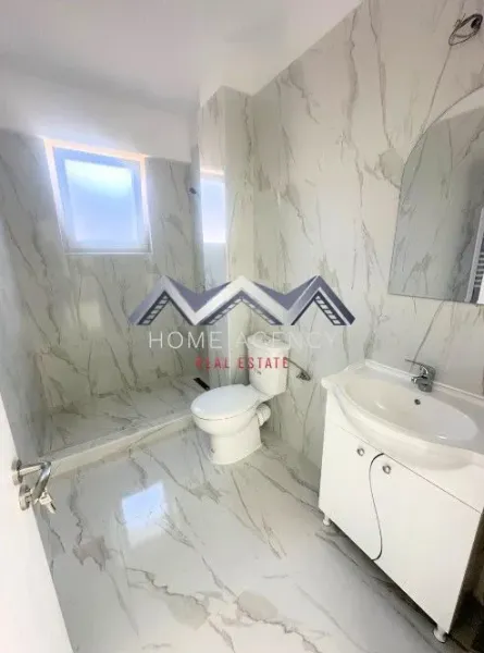 Spacious New 2-Bedroom Apartment in Otopeni with Parking - Image 2