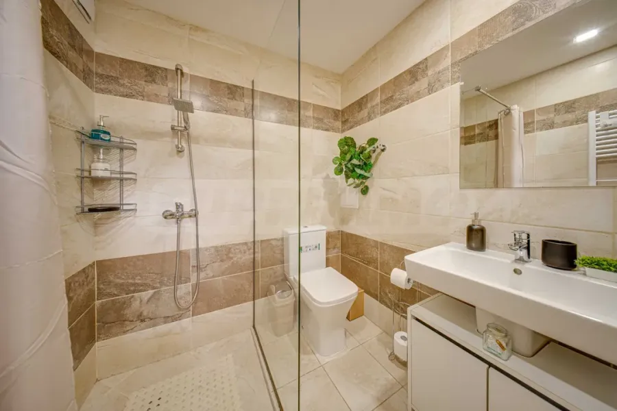 Stylish One-Bedroom Apartment in Sofia's Heart, Fully Furnished - Image 2