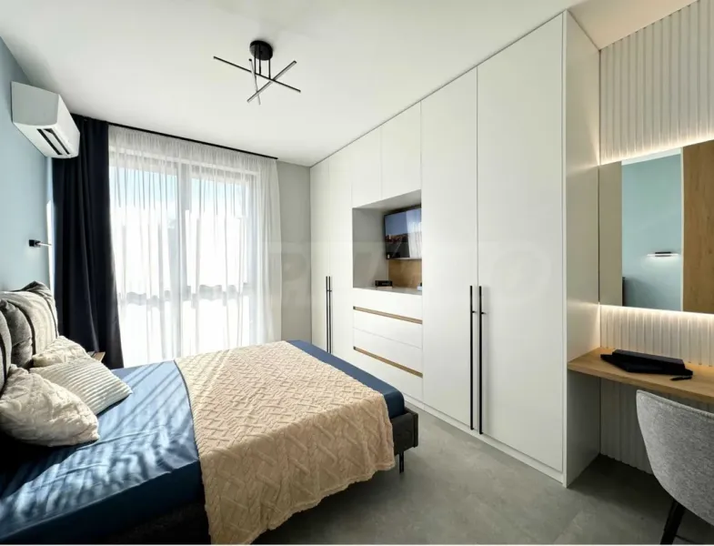 Spacious, Fully Furnished Apartment in Plovdiv's Best Complex - Image 4