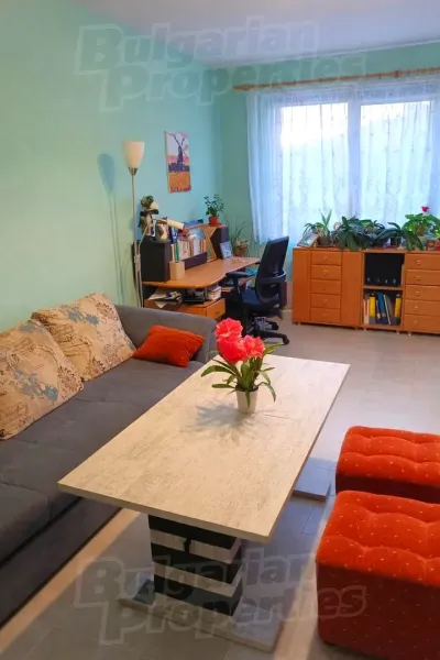 Spacious Fully Furnished 2-Bedroom Apartment in Remiza, Stara Zagora - Image 1