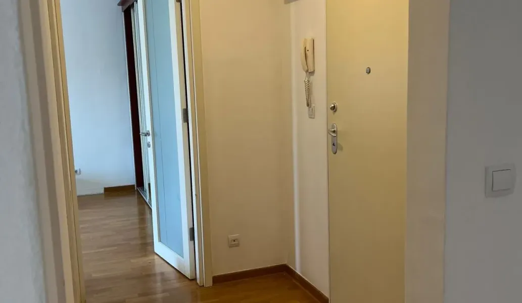 Spacious 2-Bedroom Apartment in Belvil, Novi Beograd - €750 - Image 1