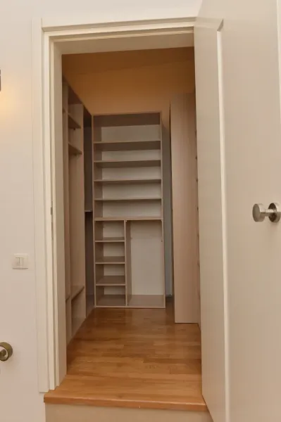 Spacious Modern Penthouse Apartment with Stunning Vračar Views - Image 2