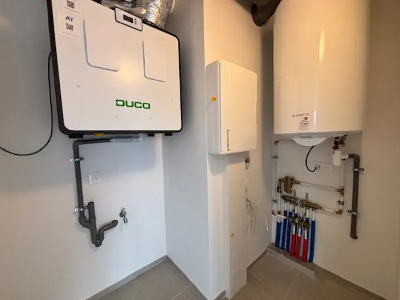 Bright 2-Bedroom Apartment with Terrace in Mons - Unfurnished Rental - Image 4