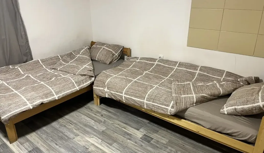 Spacious 10-Bedroom Apartment with Terrace Near Belgrade Highway - Image 3