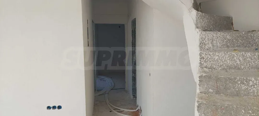 Spacious 3-Bedroom House in Nea Moudania, Close to the Sea - Image 4