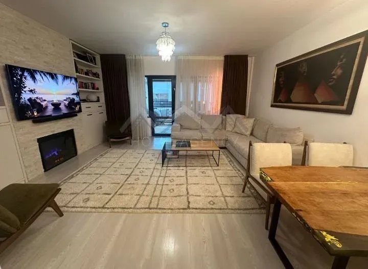 Luxurious Modern House in Otopeni – 3 Bed, 2 Bath - Image 4