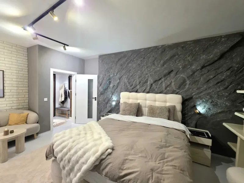 Stylish Designer Apartment in Sofia's Malinova Dolina District - Image 4