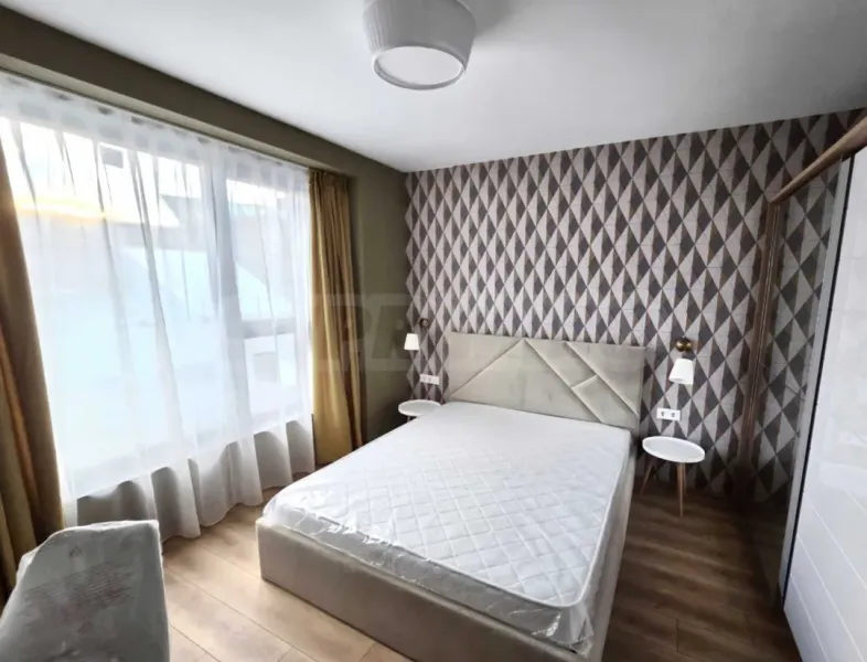 Stylish 3-Bedroom Apartment Near The Mall, Fully Furnished for Rent - Image 4