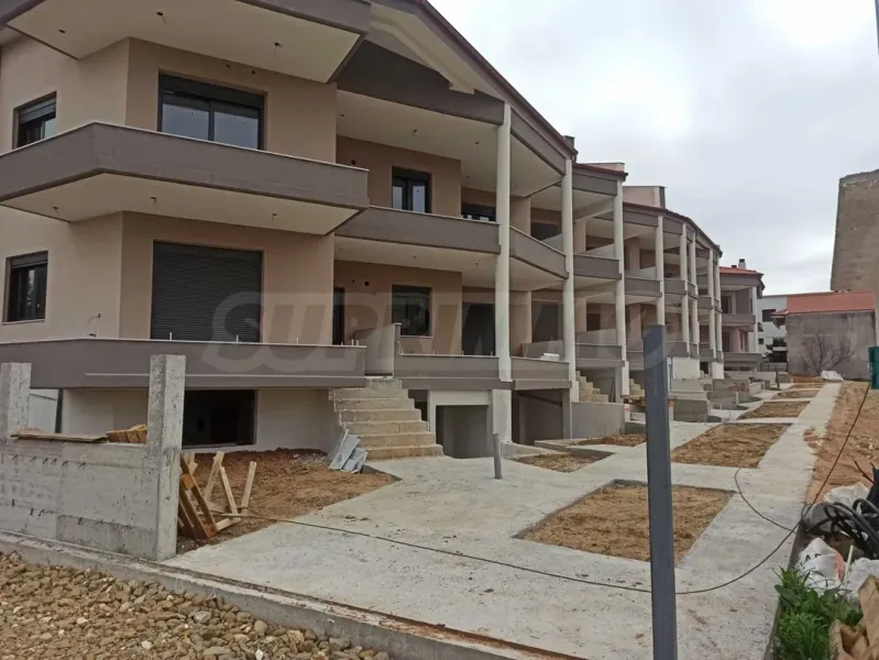 Spacious Four-Bedroom House in Nea Moudania, Close to the Sea - Image 5