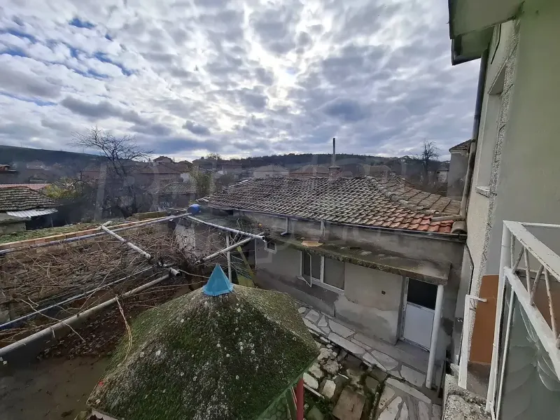 Spacious Two-Story House with Garden in Ustrem Village, Bulgaria - Image 2