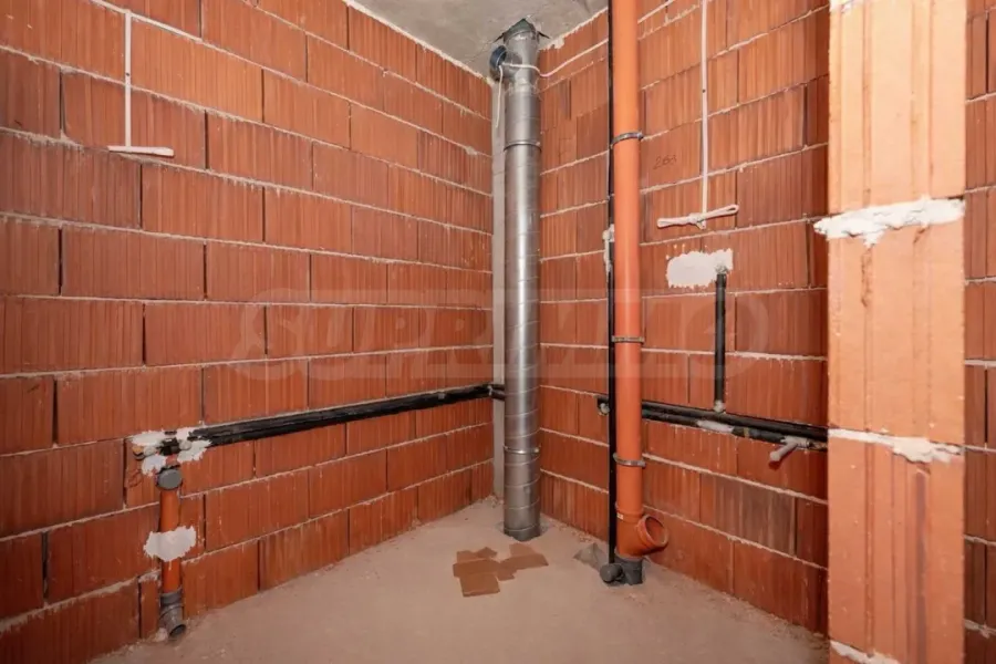 Spacious Apartment in New Complex, Plovdiv, Bulgaria - Image 5